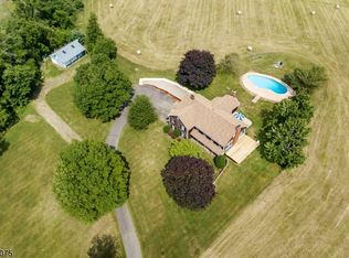 112 Fairmount Rd W, Califon, NJ 07830