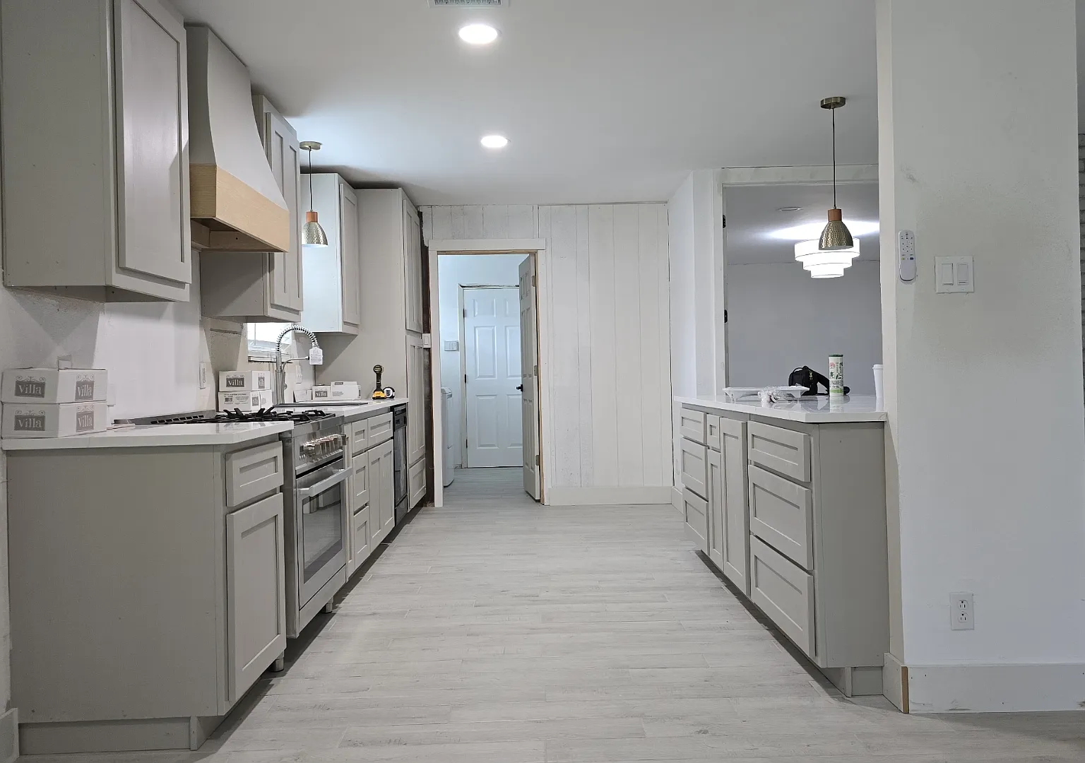 4 bed, 2342 sqft, $2,600 — Photo 3