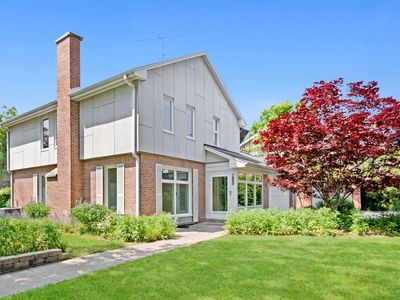 1550 Asbury Ave, Evanston, IL, 60201