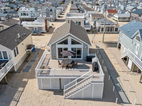 3290 Seaview Rd, Lavallette, NJ 08735