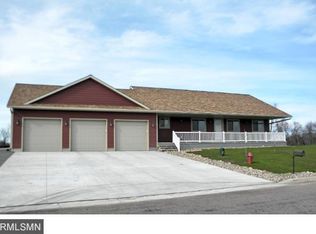 6555 Carrigan Lake Dr, Waverly, MN 55390