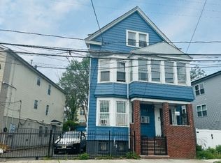 553 S 10Th St, Newark City, NJ 07103