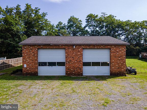 2nd image of 77 Honeyville Rd
