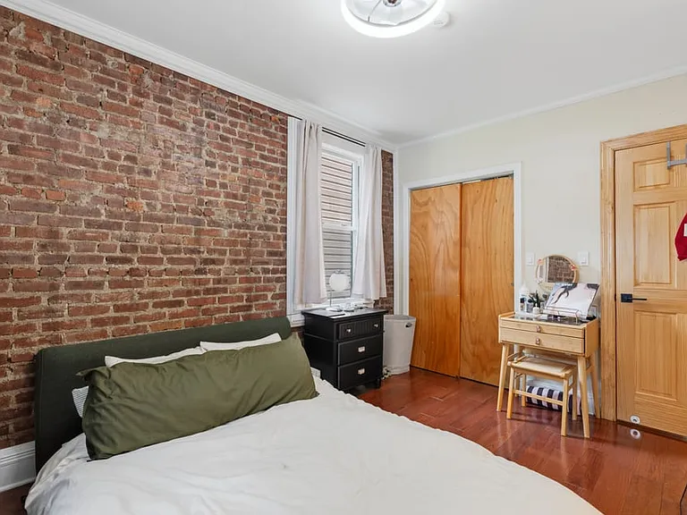 28 Willowdale Ave #1 — Photo 12