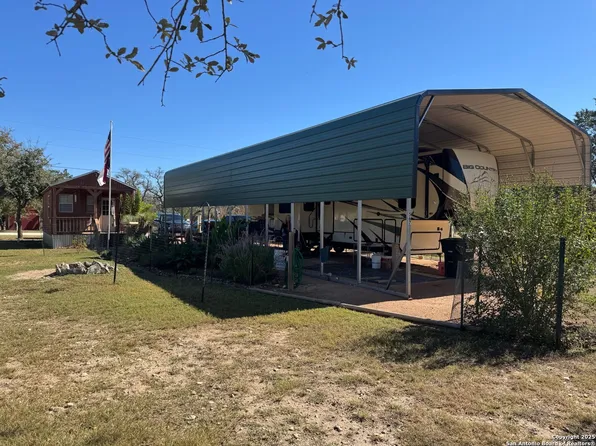 567 River Bend LOT 401, Bandera, TX 78003