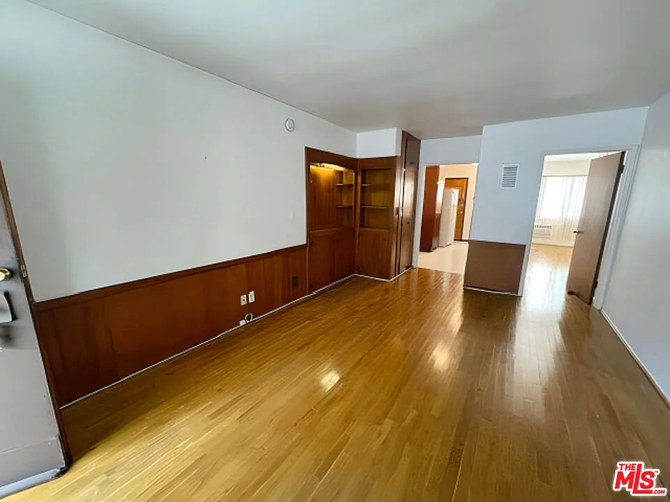 1 bed, 1.0 bath, $2,750 — Photo 4