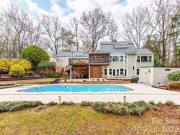 2nd image of 5361 Five Knolls Dr