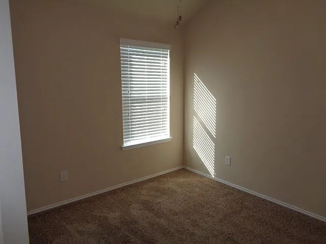20211 Ray Falls Dr — Photo 4