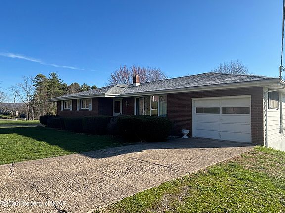 2nd image of 319 Turkey Path Rd