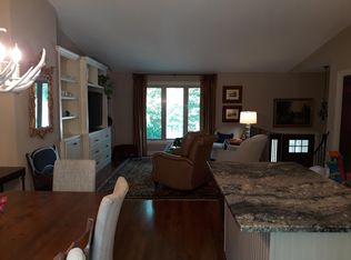 3939 Cottage Ln, Hopkins, MN 55305