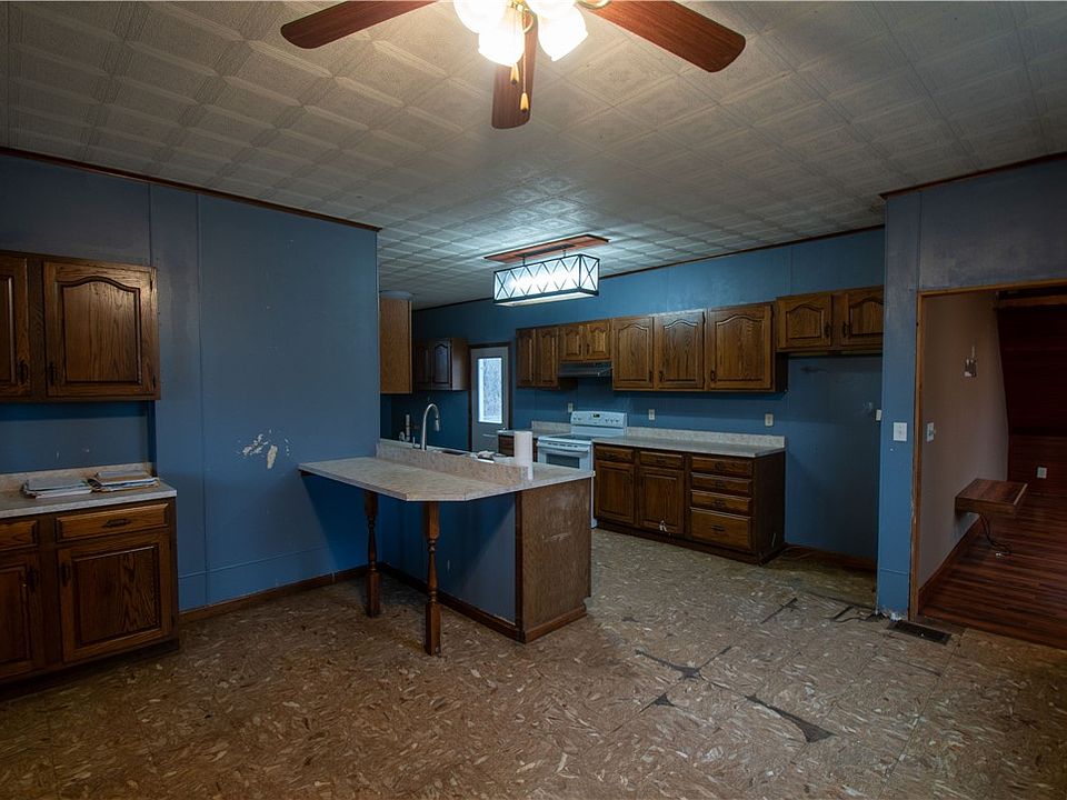 16th image of this home