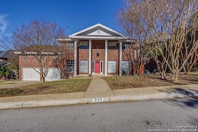 1st image of 743 Stoneway Dr