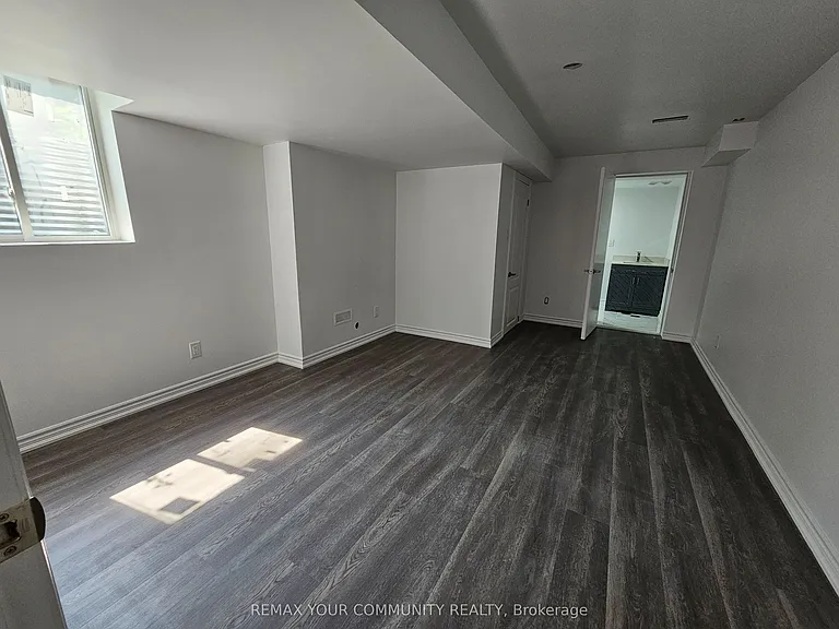 226 Miyako Ct #BASEMENT — Photo 11