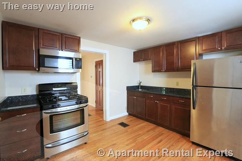 1st image of 429 Franklin St #1A