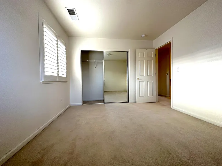 2365 Anqua Dr — Photo 17
