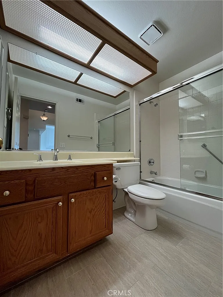 3 bed, 1408 sqft, $4,495 — Photo 1