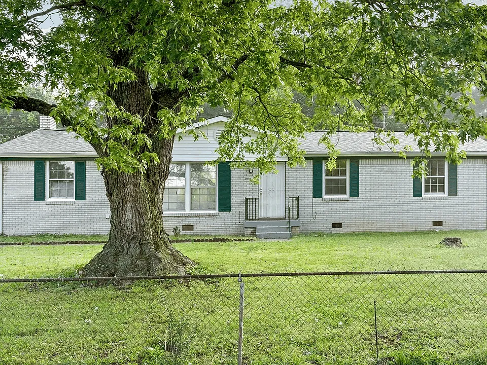 2307 Pendleton Dr
