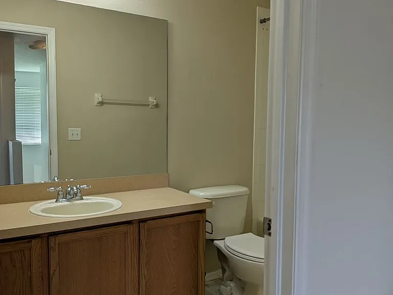 20405 Harvest Oak Ct — Photo 22