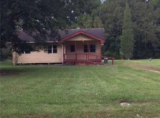 4525 Martin St, Moss Point, MS 39563