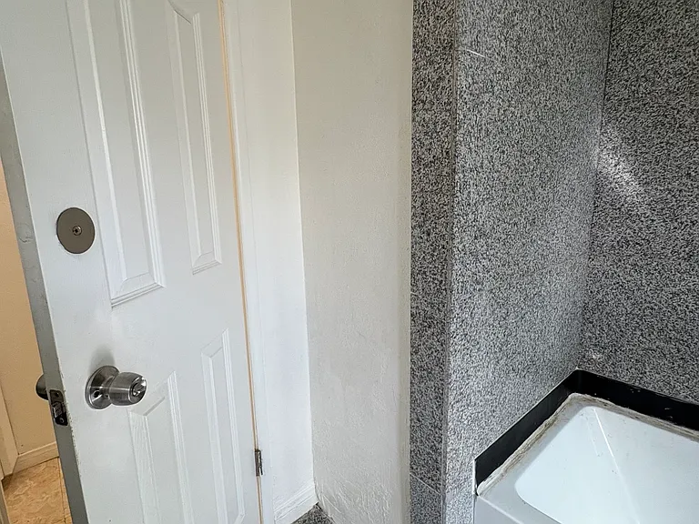bedroom off bedroom has steam shower