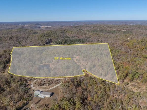 312 Dorf Dr, Roach, MO 65787