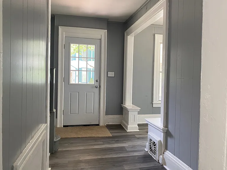 60 Center St — Photo 10