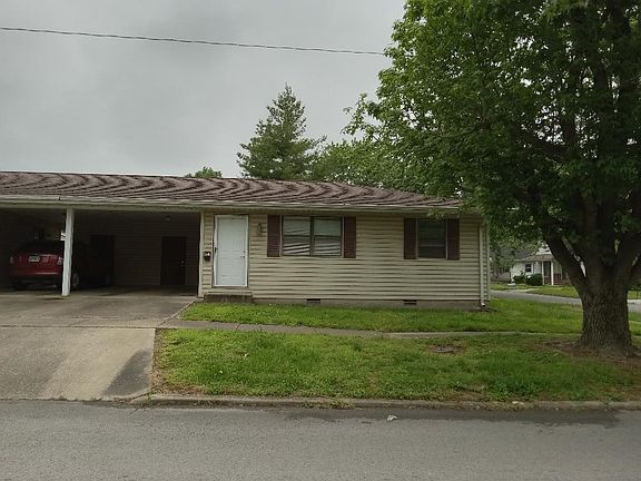 2nd image of 120 W Ash St #120WASH