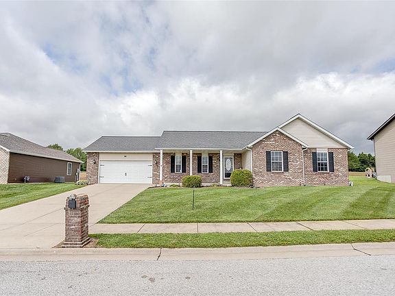 4th image of 90 Arbor Crest Dr