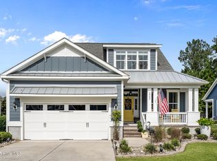 222 Twining Rose Ln, Holly Ridge, NC 28445