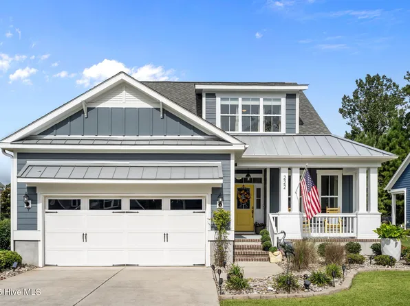 222 Twining Rose Lane, Holly Ridge, NC 28445