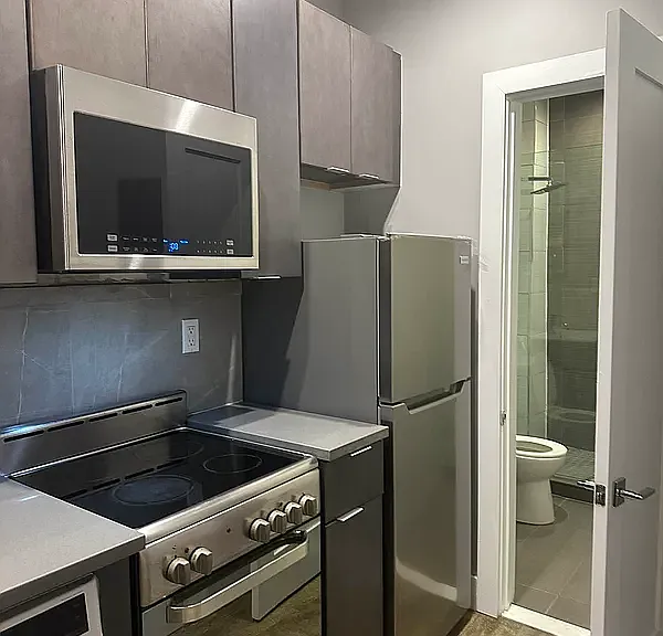411 E 118th St #1C — Photo 3