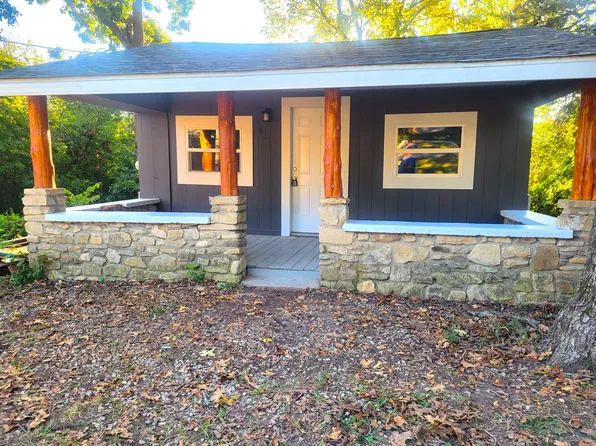 864 Knox Avenue, Hollister, MO 65672