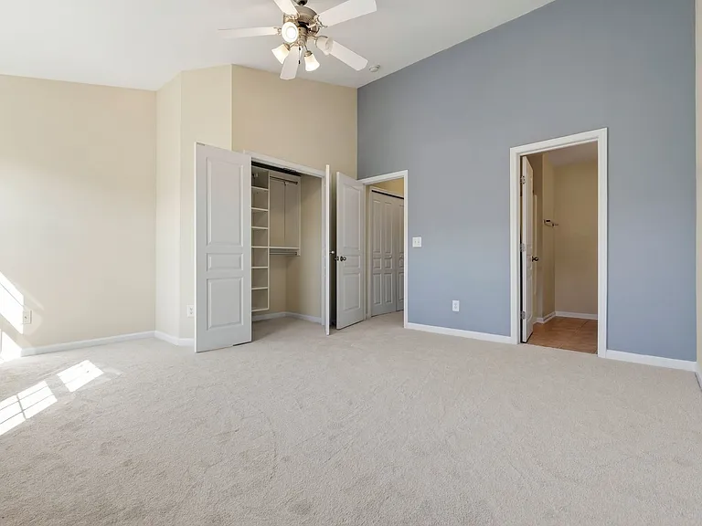 160 Grey Elm Trl — Photo 8