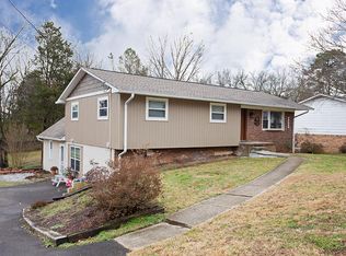 4660 George Ave NW, Cleveland, TN 37312