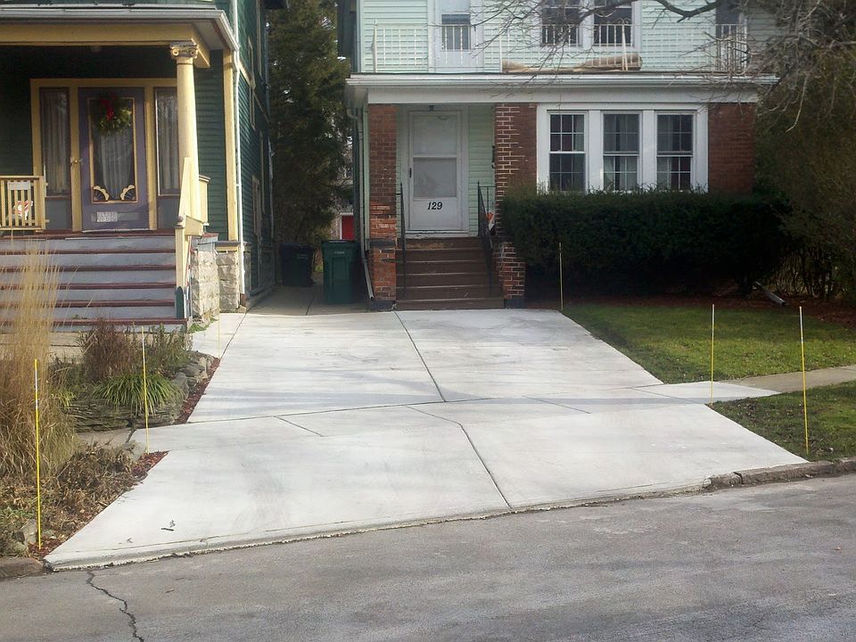 1st image of 129 Greenfield St #1
