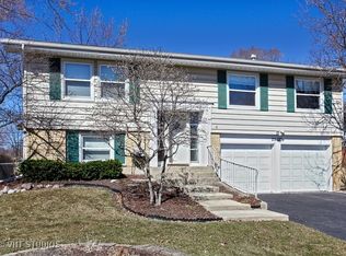 2S120 Lloyd Ave, Lombard, IL 60148