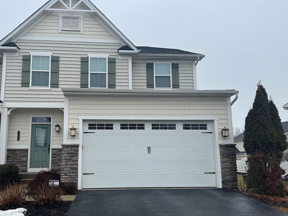 1st image of 152 Providence Cir