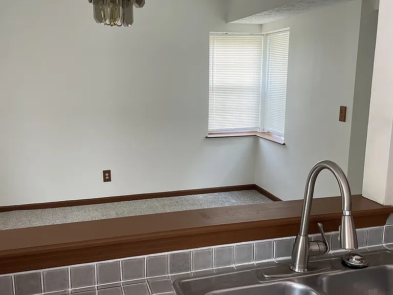 7520 Liquori Ct — Photo 22