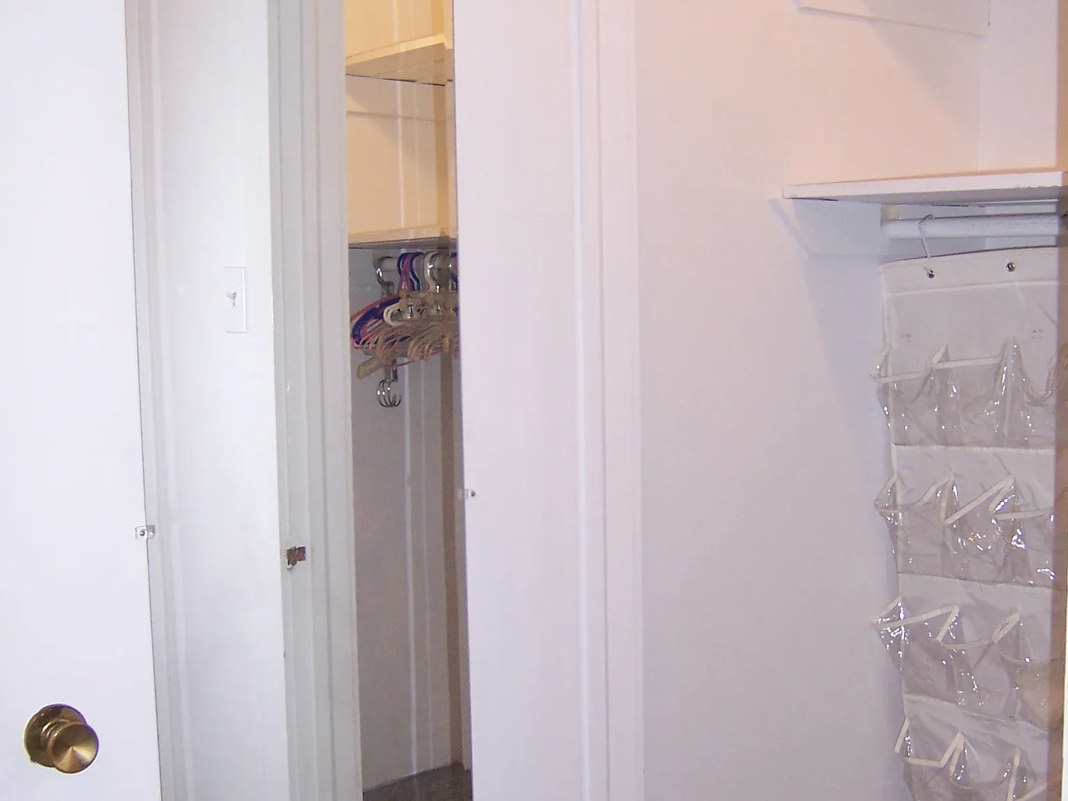 3 bed, $1,400 — Photo 2