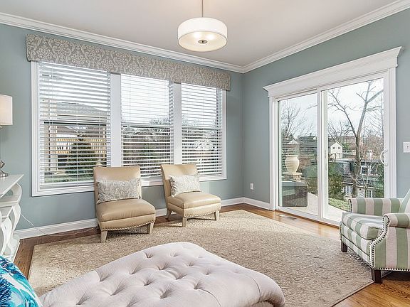 5th image of 4619 Whispering Oak Trl
