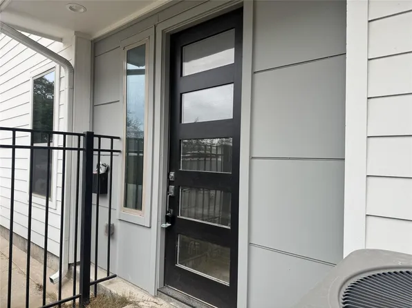 540 Janisch Rd #F, Houston, TX 77018