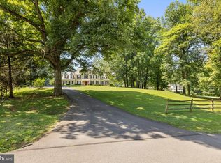 7147 Redlac Dr, Clifton, VA 20124