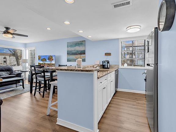 4th image of 351 Lake Arrowhead Rd. #18-170