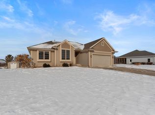 N9242 Perch Ln, Fond Du Lac, WI 54937