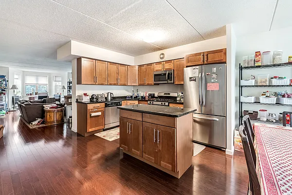 Sold by Compass | media 32