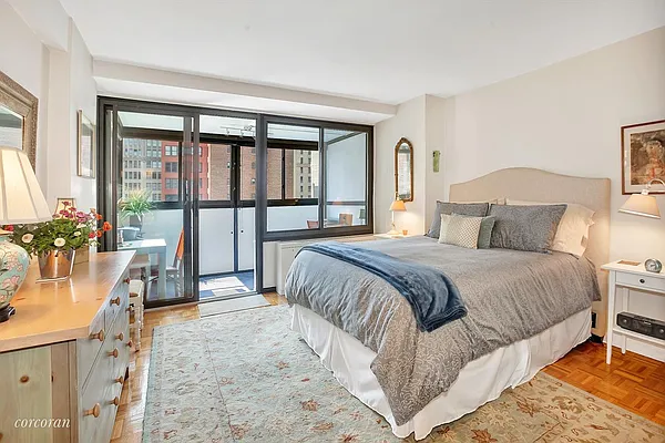 Sold by Corcoran | media 5