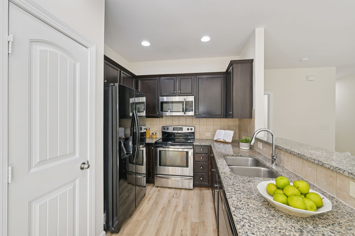 Cobalt Creek Way-S2506-012.jpg