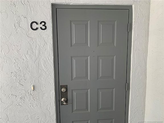 4th image of 2516 SE Anchorage Cv APT C-3