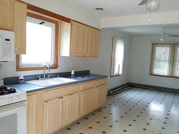 2nd image of 549 Milton Tpke