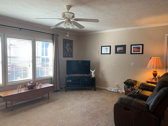5th image of 309 E 12th St Lot 10